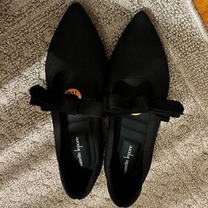 Black Bow Flats